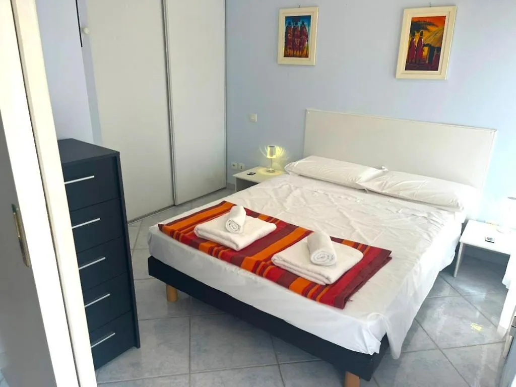 Menton Center 200 M From The Sea, Terrace And Garage Apartment France